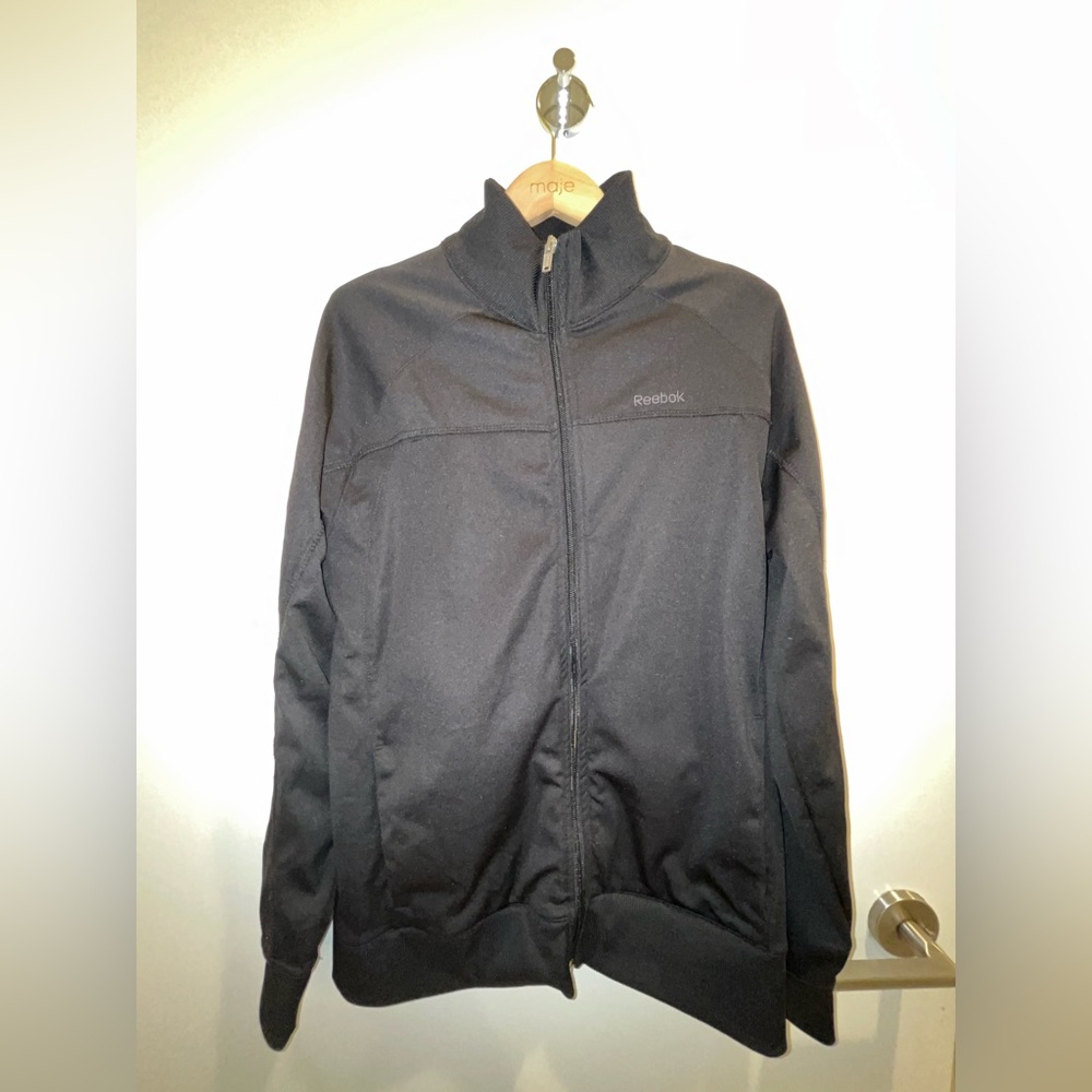 💛 $7 if bundle-  reebok polyester play jacket size small